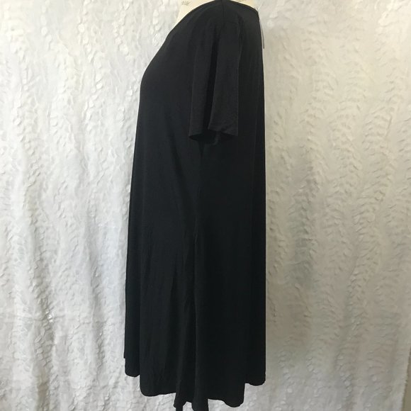 Swing Short Sleeve Soft as-a-Cloud Charley Dress - Picture 4 of 9